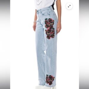 Akira Hidden Faces Embroidery High Rise Straight Leg Jeans Light Blue Sz 19(W33)